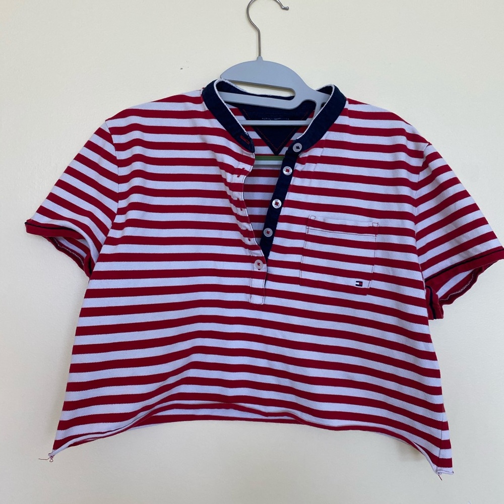 Cropped tee